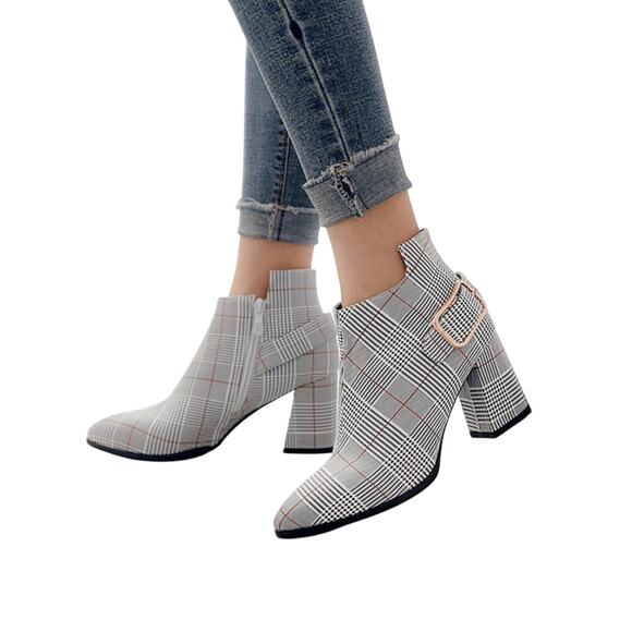 Butiti Plaid White/Black/Red Pointed Toe Ankle Boots EU 39 US 8 - Picture 10 of 10
